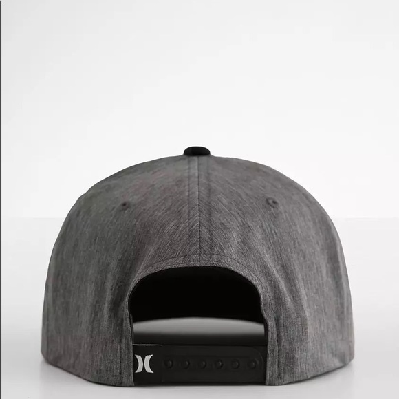 Hurley SnapBack - Picture 1 of 2